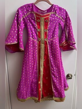 Disney Size 5/6 Jasmine Deluxe Costume Gown, Gold Lace Trim And Chiffon Overlay